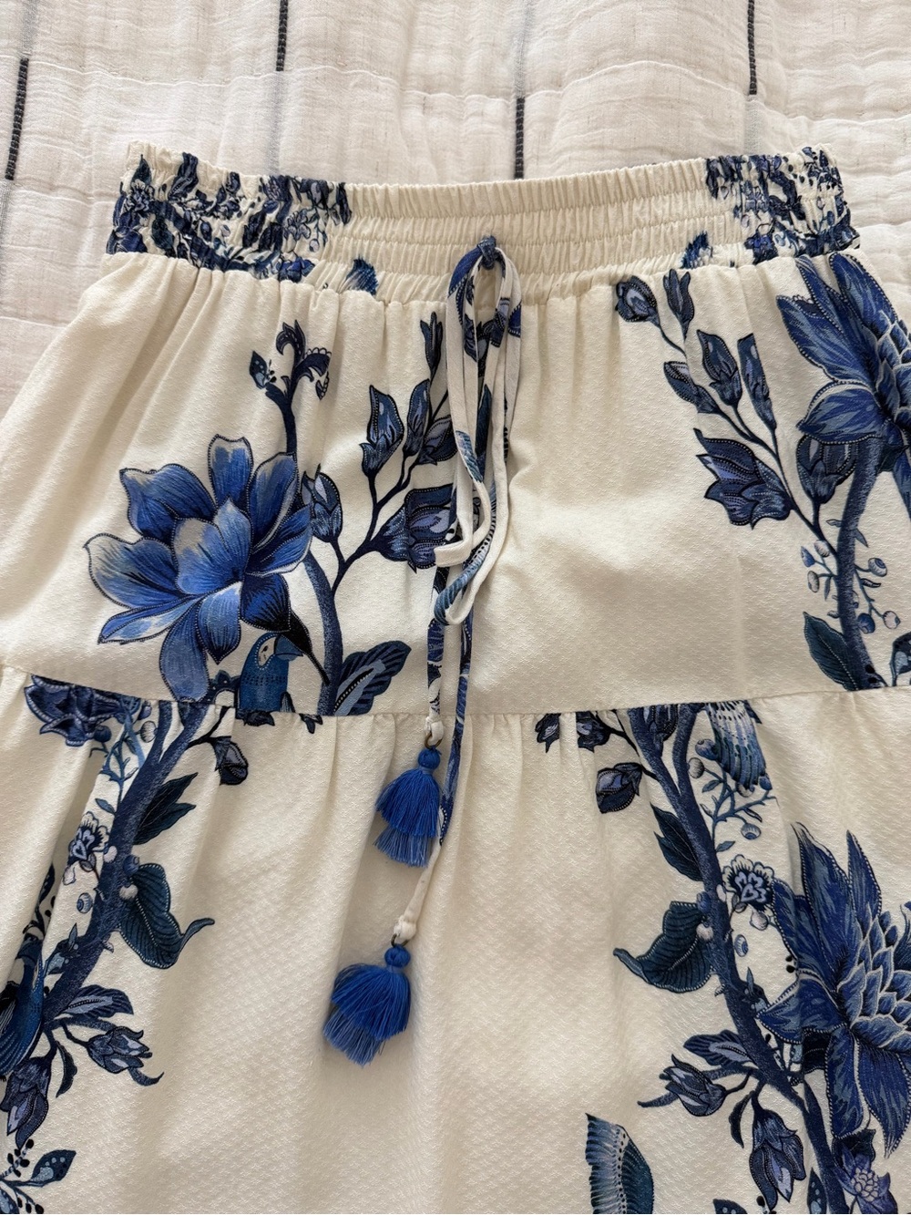 FARM Rio Cream Maxi Skirt with Blue Floral Print - Picture 4 of 6